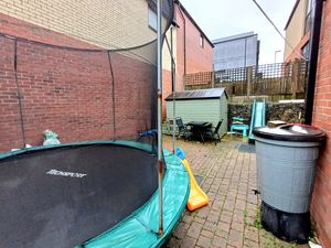 Photo 6- click for photo gallery